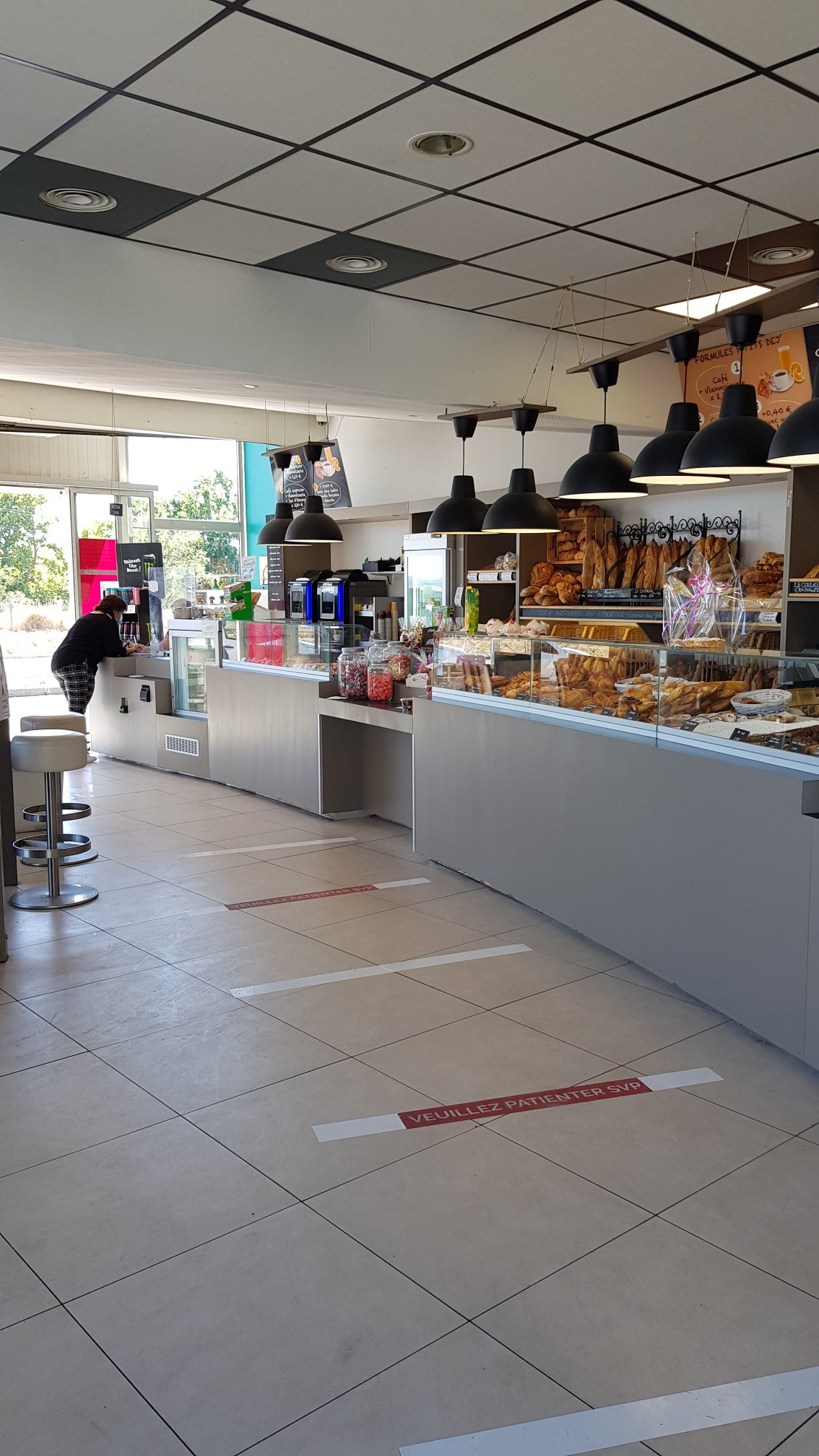 vue boutique boulangerie avant